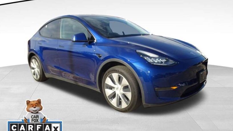 TESLA MODEL Y 2020 5YJYGDEE3LF026155 image